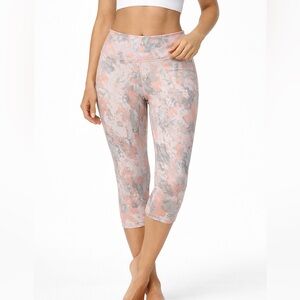 Alo Yoga High Waist Abstract Print Leggings Capri Length